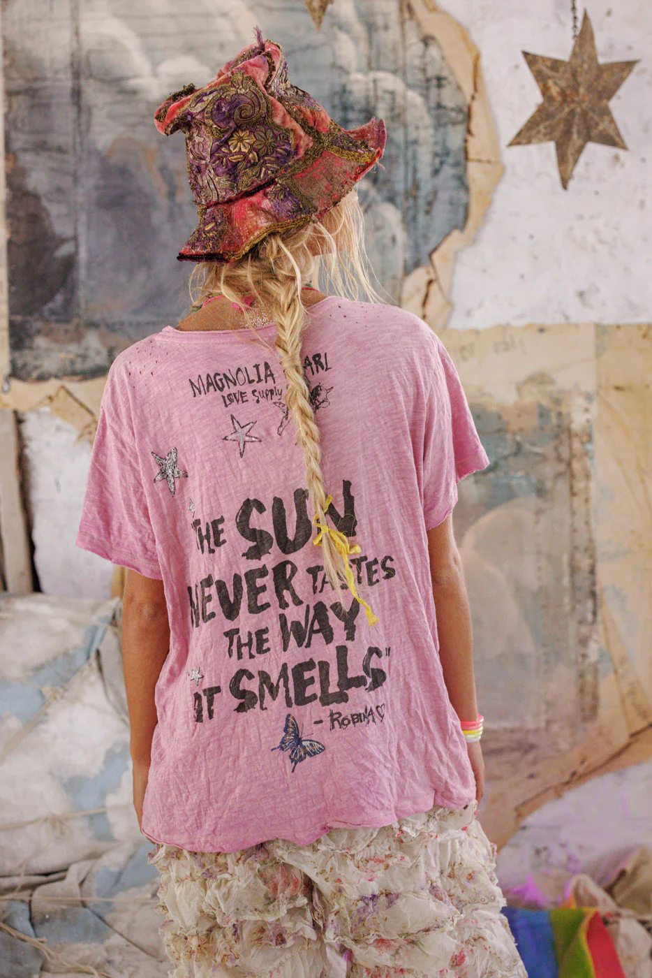 Love Robina Tee - Image 3