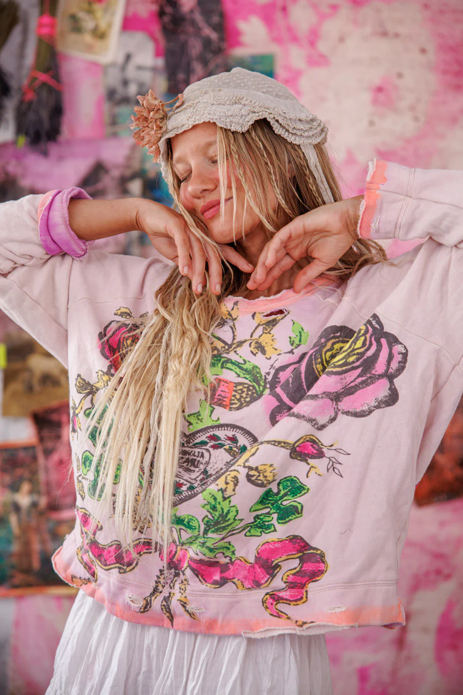 Victorian Posy Richi Sweatshirt - Image 8